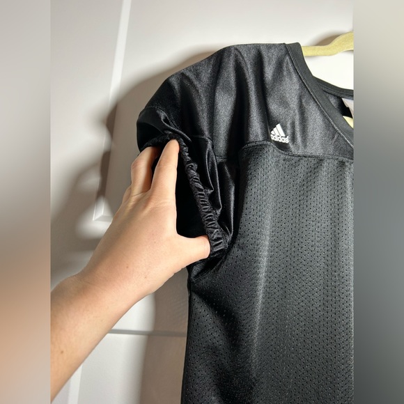 Large Adidas Football Jersey, Kids Large, Fits Like Fitted small/medium adult - Picture 7 of 9